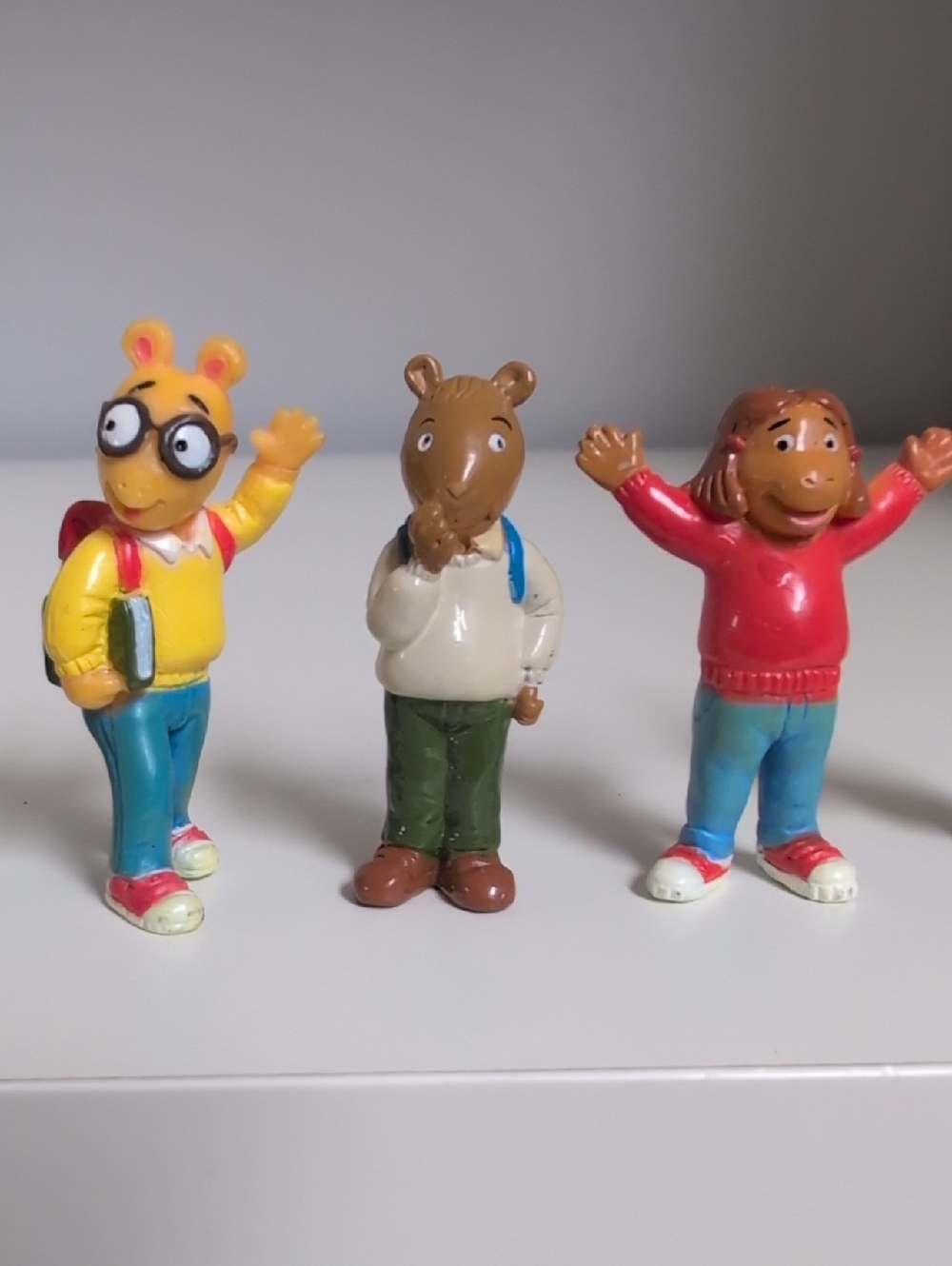 Vintage 6 Piece Mini Arthur Toy Set Y2K 2" Collectible Toy Figures Year 2000 - Picture 3 of 4